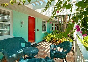 Tropic Isle At Anna Maria Island Inn Bradenton Beach Exterior photo