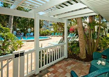 Tropic Isle At Anna Maria Island Inn Bradenton Beach Exterior photo